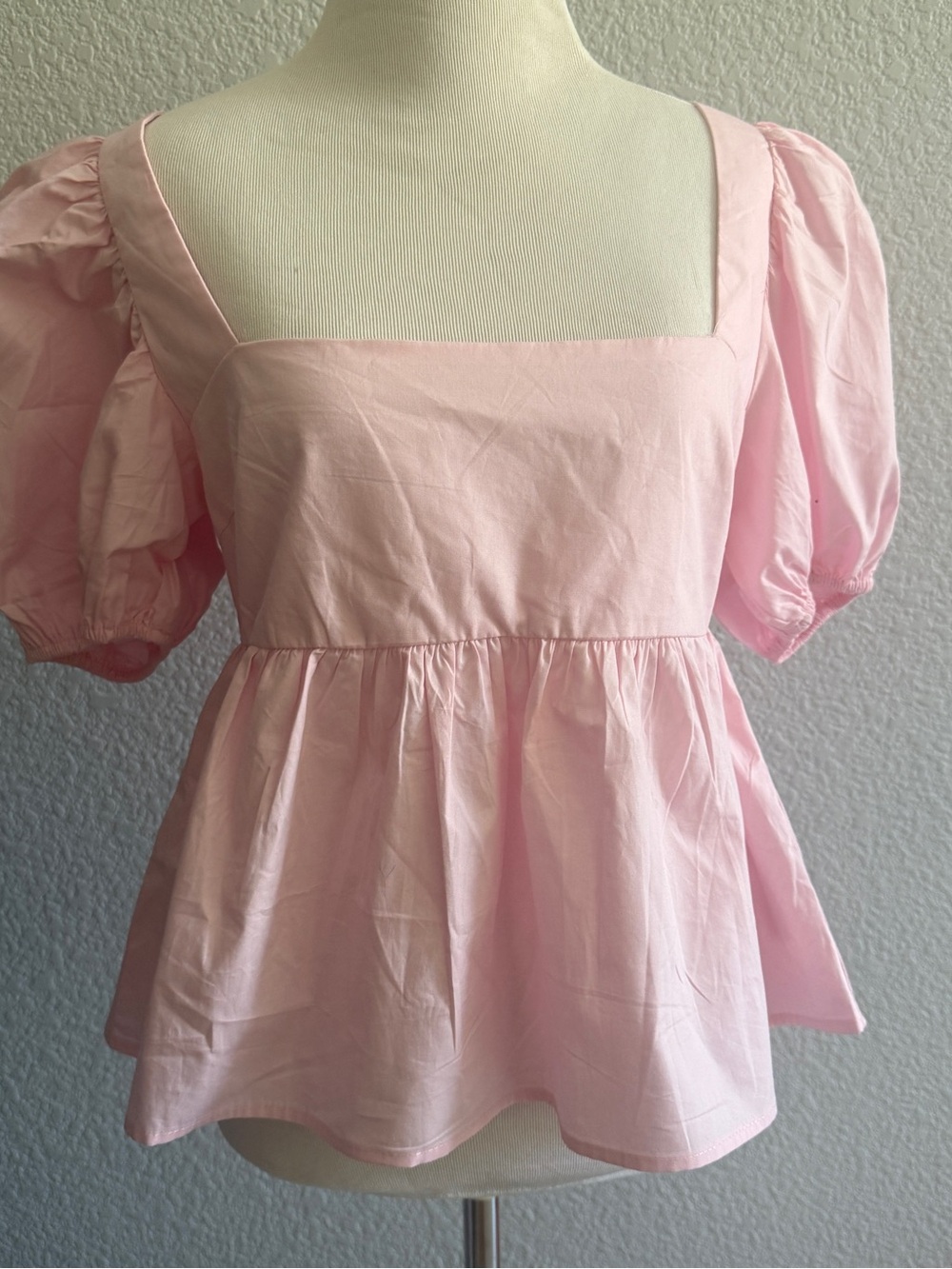 Forever 21 Light Pink Square Neck Puff Sleeve Peplum Top